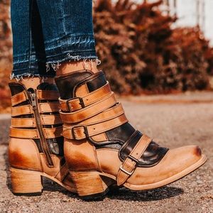 Freebird By Steven Darlin Distressed Beige Boot Booties Size 9 Buckles Strappy